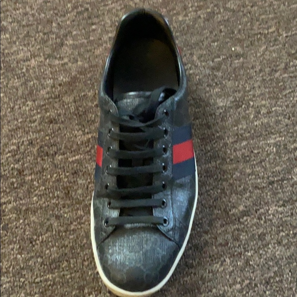 Gucci sneakers